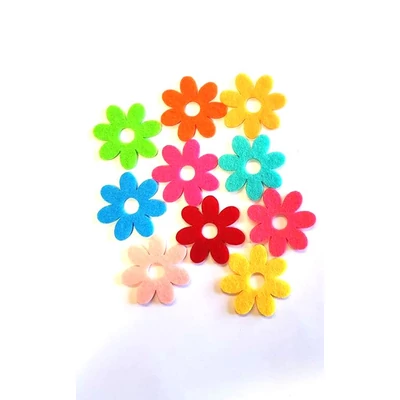 Filc 7 szirmú virág, lyukas közepű, kicsi Filc 7 szirmú virág, lyukas közepű, kicsi