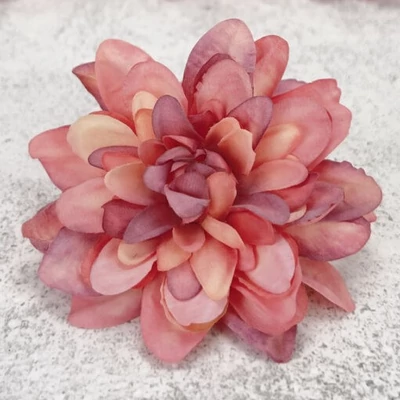 Kicsi dália virágfej - Cirmos mályva