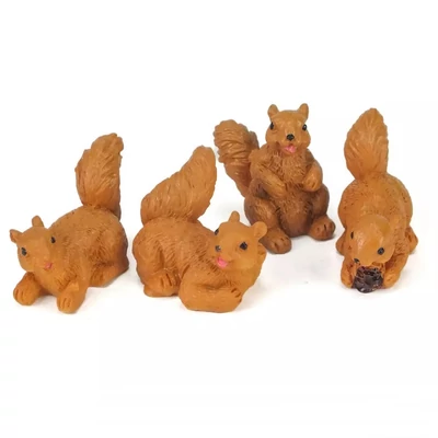 Erdei barna mókus figura - 1 db Erdei barna mókus figura - 1 db