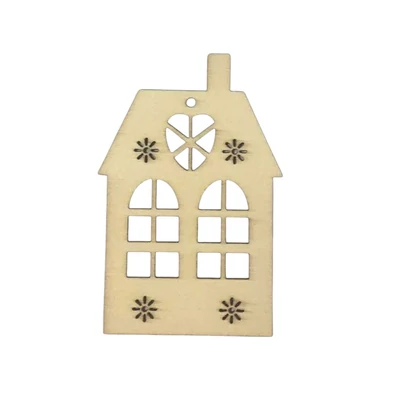 Natúr fa - Téli házikó szív kivágással