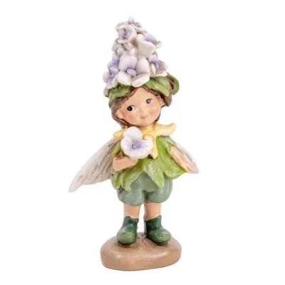 Bájos virágtündérke lila virágsapiban, álló