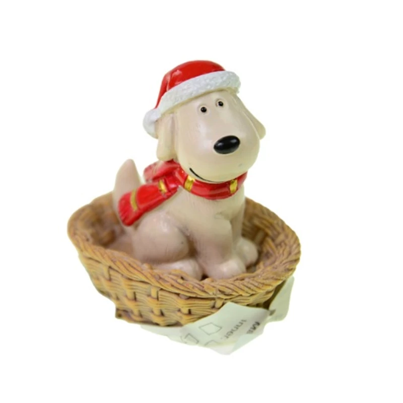 Mikulás sapis kutya kosárban, poly